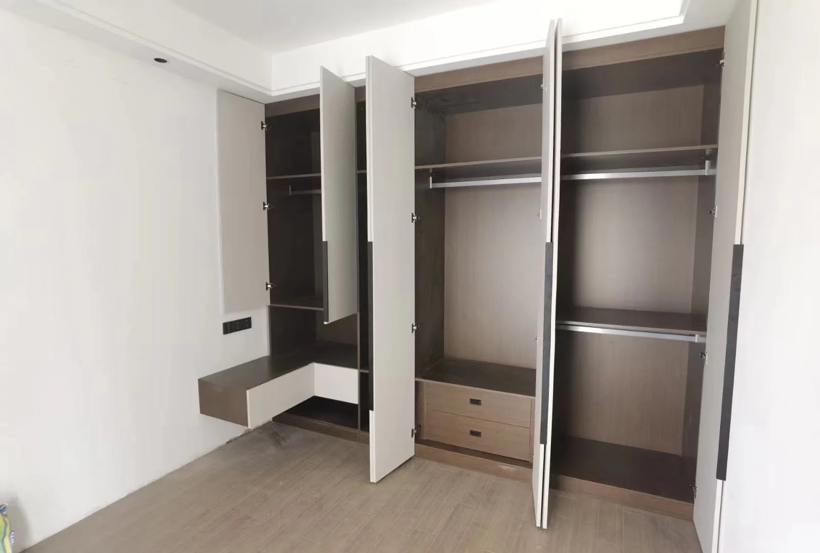 Wardrobes wholesale price from leading interiordoorsupplier.com in China