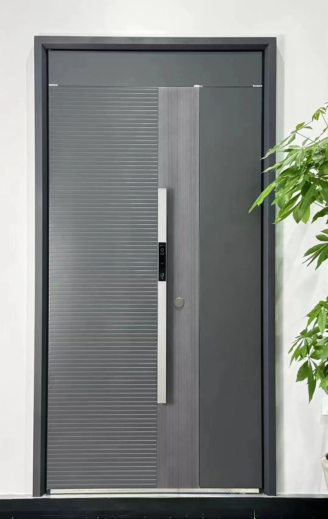 Wholesale high-quality customized zinc alloy doors for entry at factory manufacture competitive prices from China at interiordoorsupplier.com.