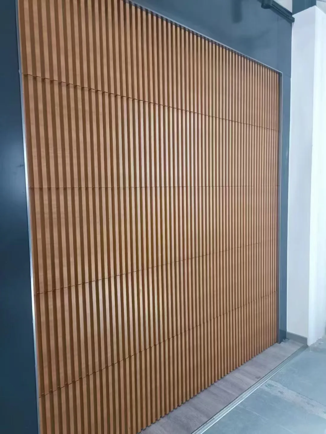 Wholesale Aluminum garage doors rolling shutter door at factory manufacturer prices at interiordoorsupplier.com from China